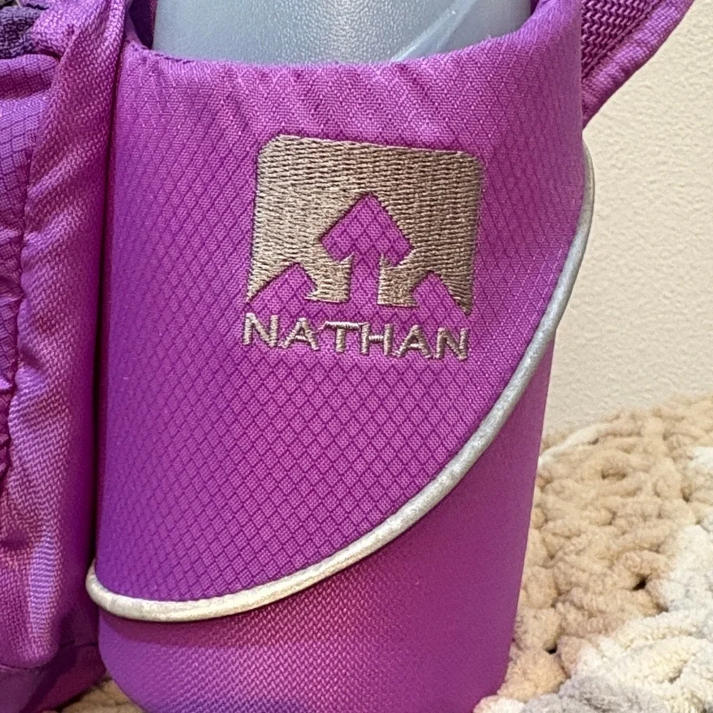 Natan Purple Hydration Belt with Bottle Holder - Picture 2 of 14